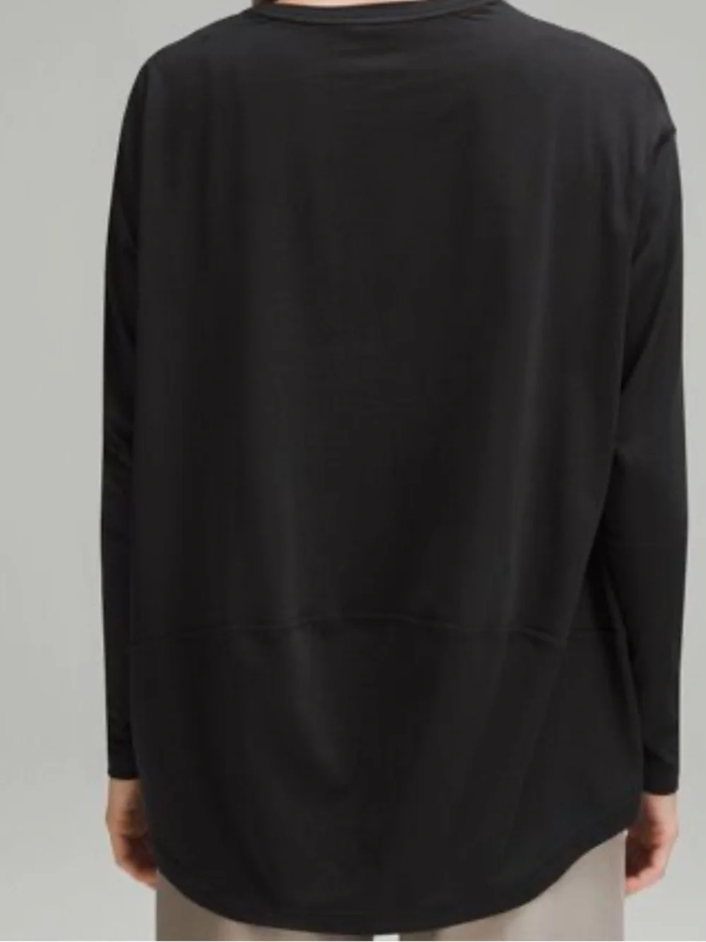 Lululemon Back in Action Long Sleeve Vneck w/Trim Black Sz 6 Cotton LW3HTWS
